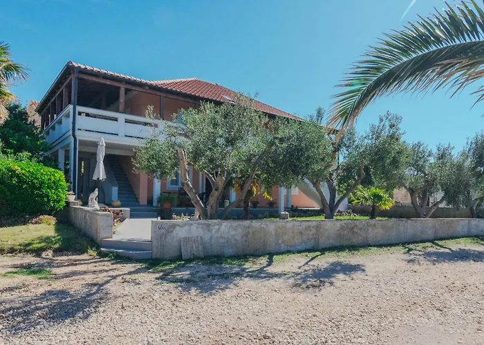 Apartamento 2 Bedroom Amazing In